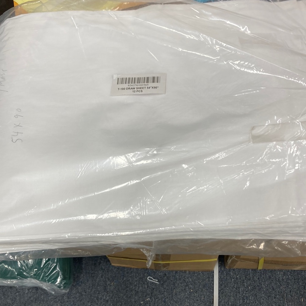 Massage flat sheets, 54 x 90 pure white cotton poly blend brand new bulk packing